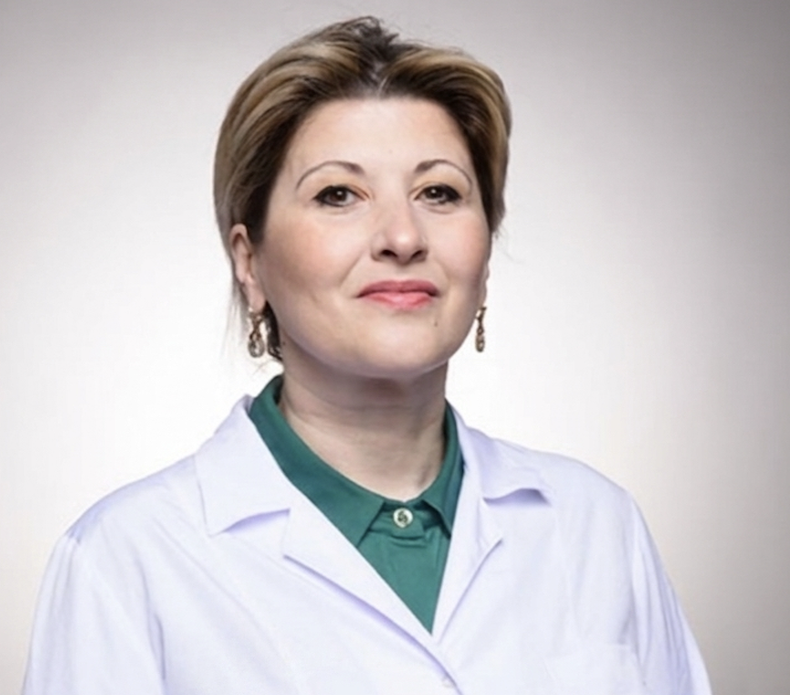 ლოლა ასანიძე